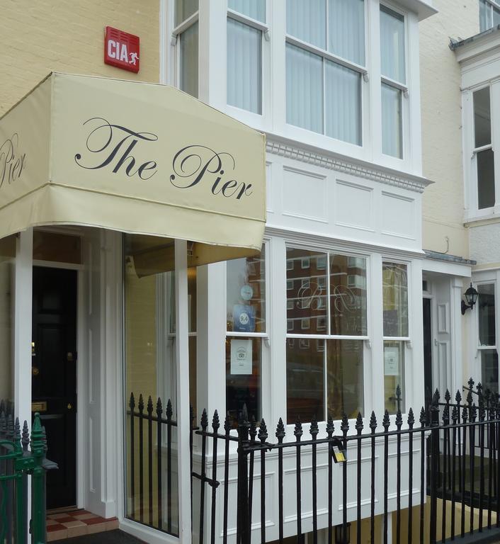 ホテル The Pier ポーツマス エクステリア 写真